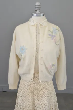 1950s Off White Floral Sprigs Beaded Sweater