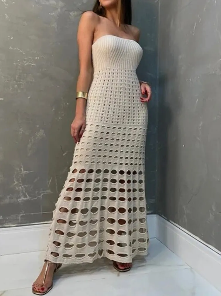 Beige strapless knitted dress