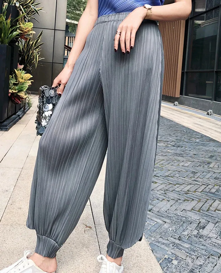 HEYFANCYSTYLE Tokyo Pleated Puffy Pants