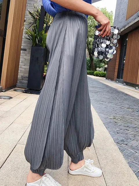 HEYFANCYSTYLE Tokyo Pleated Puffy Pants