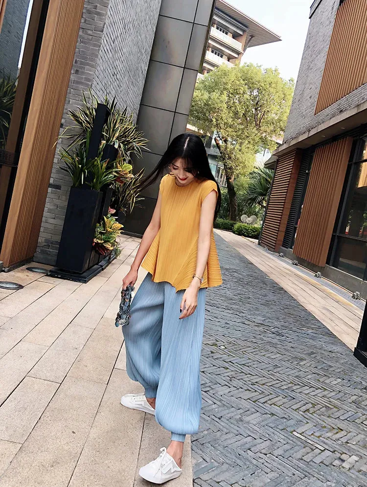 HEYFANCYSTYLE Tokyo Pleated Puffy Pants