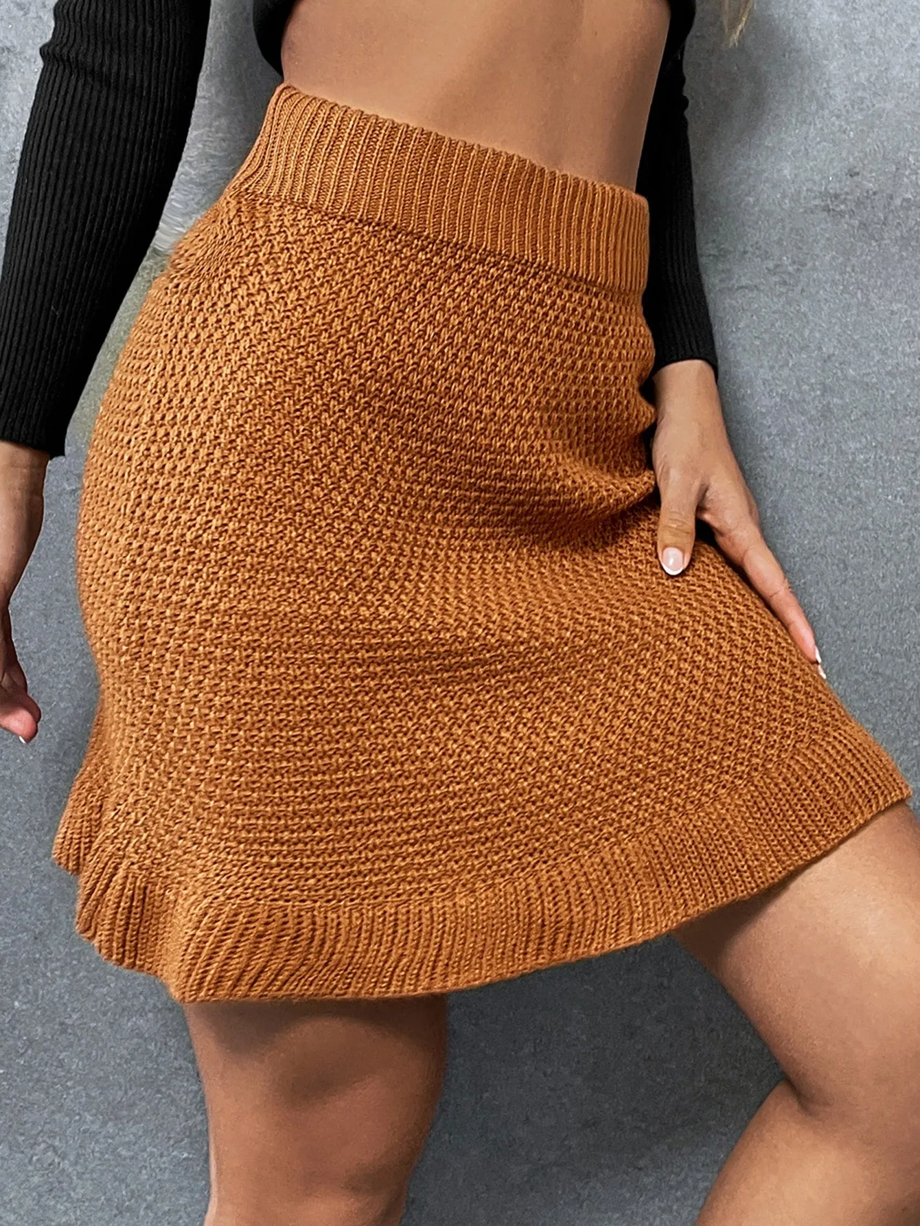 Plain Ruffle Hem Natural Short Women Sweater Skirt