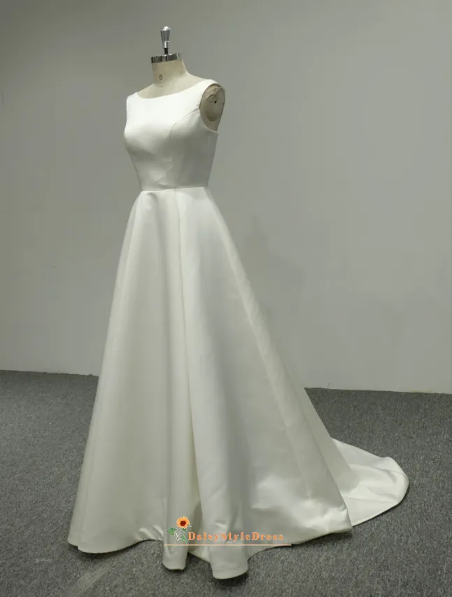 Simple Low Back Round Neckline Wedding Dress