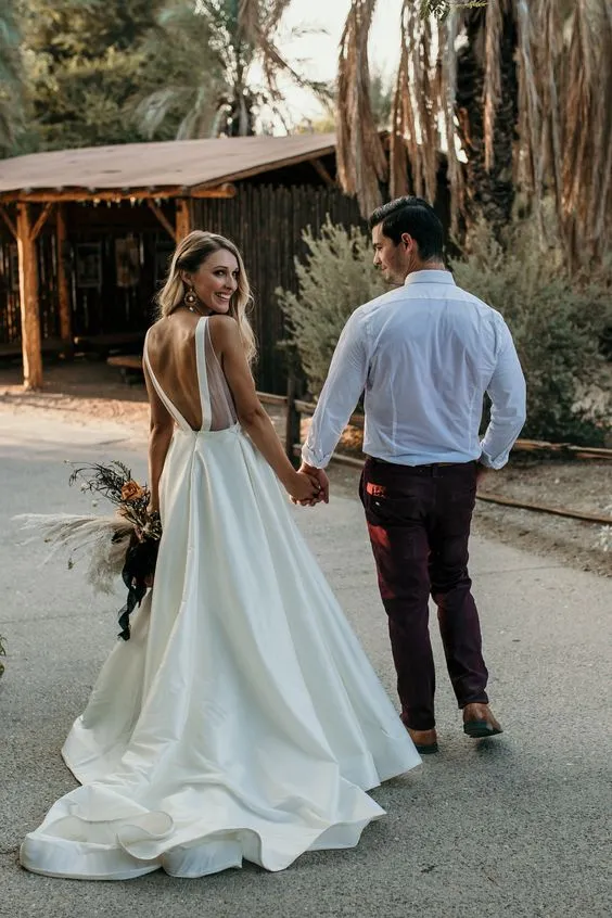 Simple Sexy Back Outdoor Wedding Dress