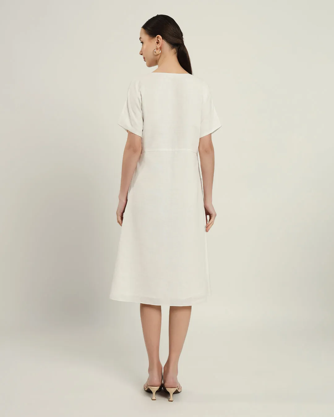 The Memphis Daisy White Linen Dress