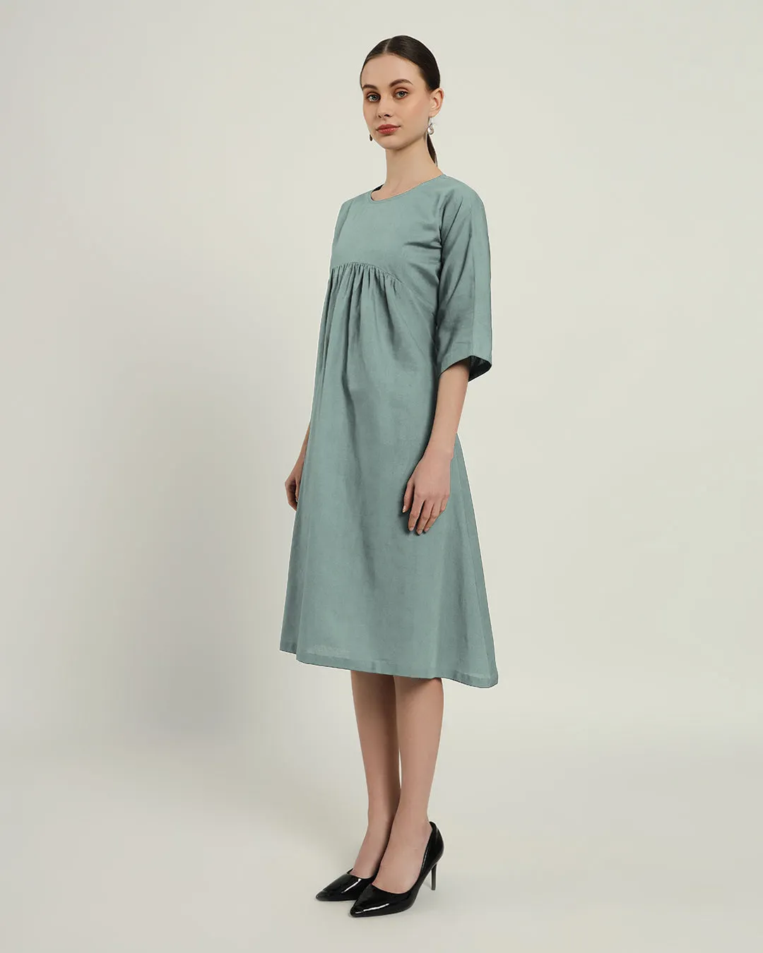 The Monrovia Daisy Carolina Linen Dress