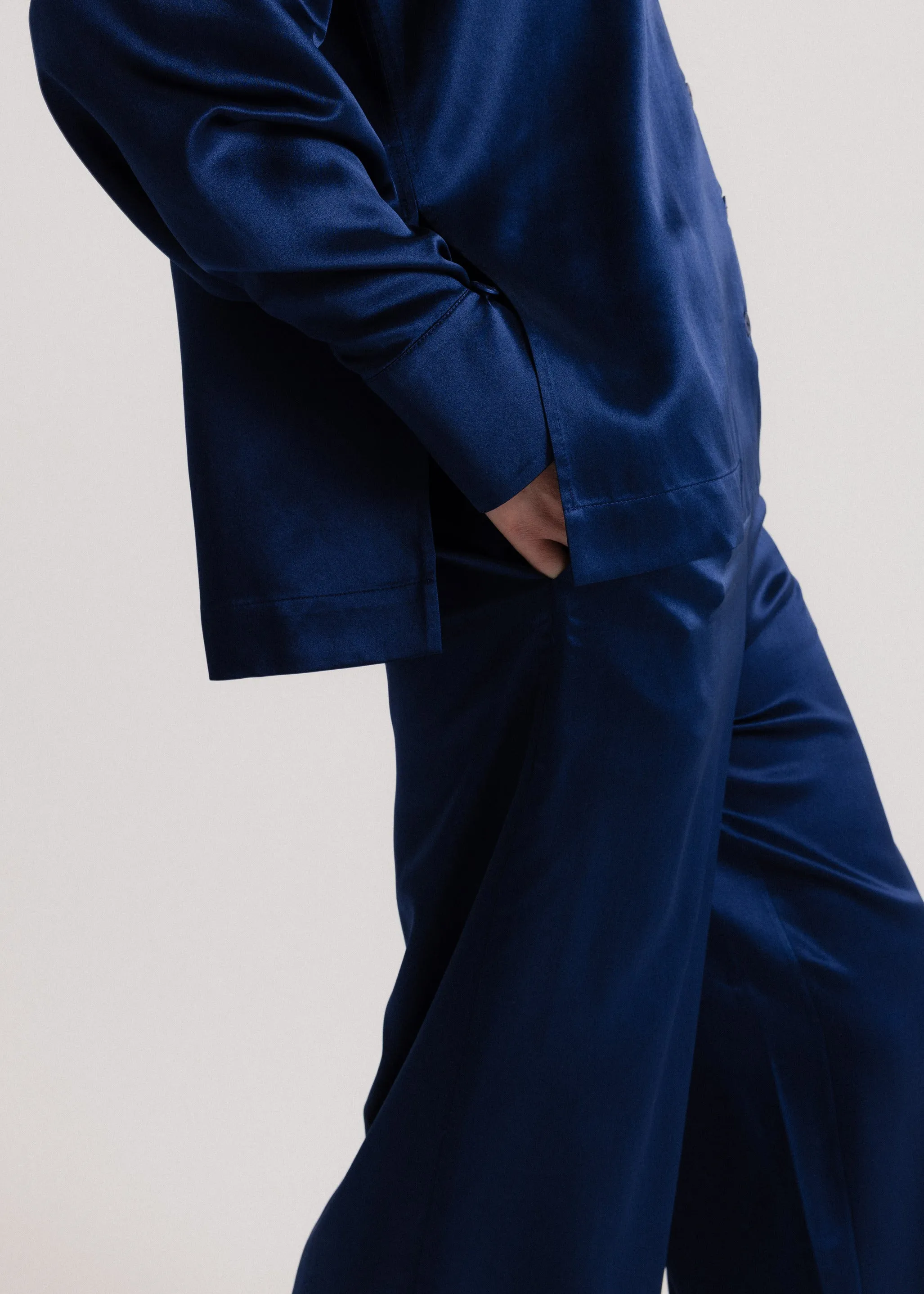 The Signature Silk Set in Royal Blue