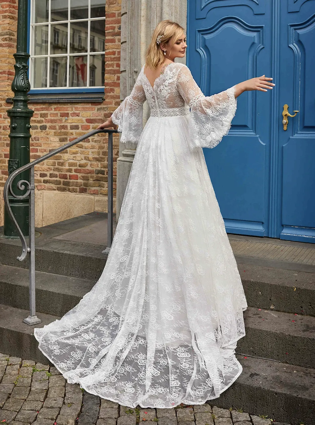 Vintage Long Sleeve Boho Lace Wedding Dress