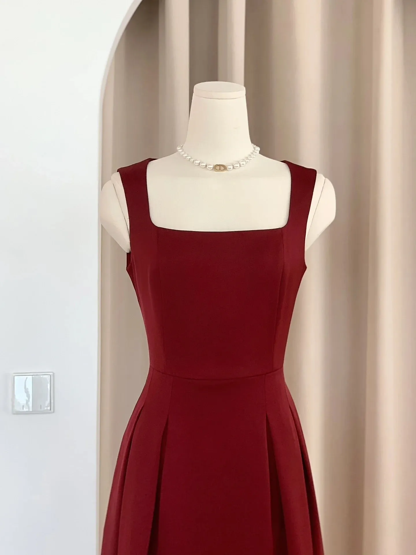 Vintage Rockabilly Burgundy Square Neck 50s Style Dress