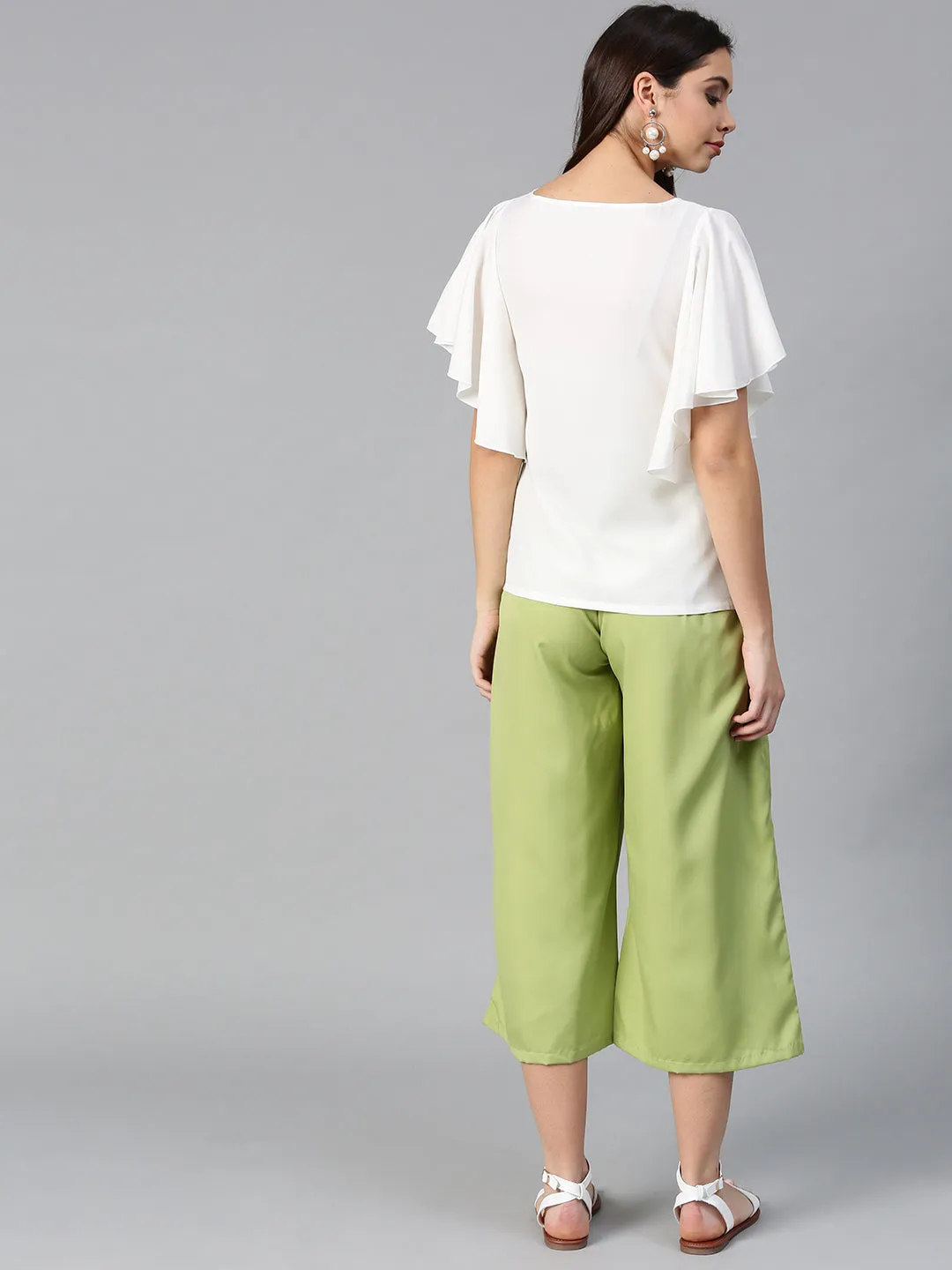 women solid top with culottes